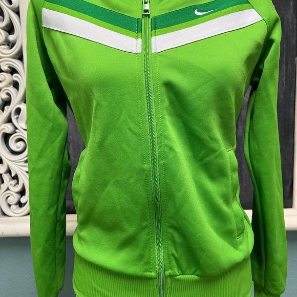 Nike Lime Green Vintage Track jacket - Picture 3 of 6